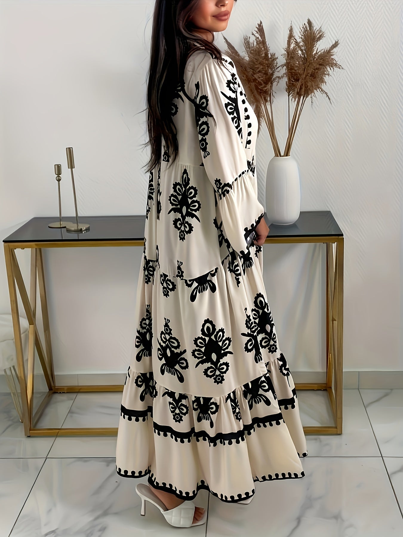 Robe A-Line élégante à manches floral