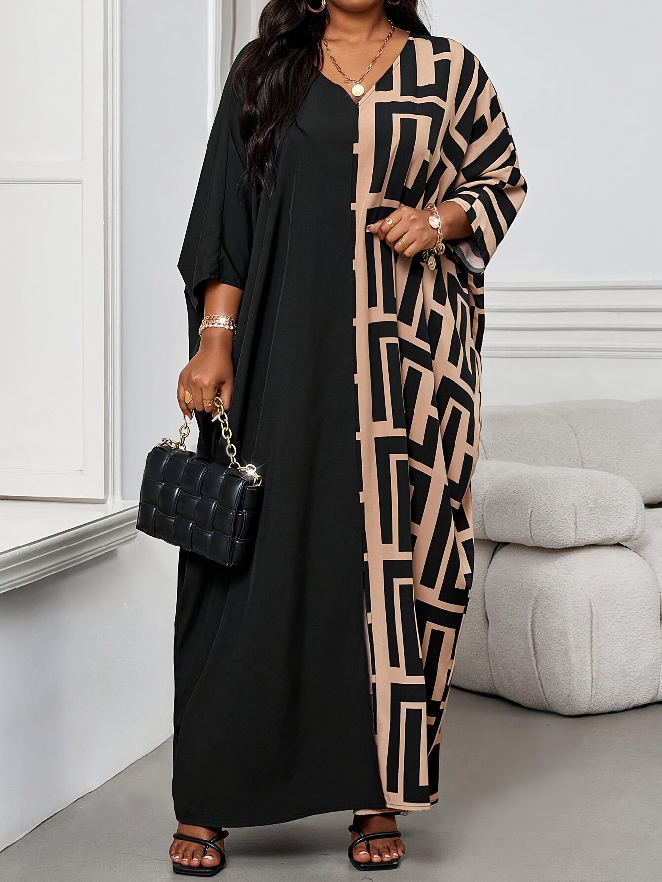 Grande taille, élégante robe longue élégante à col rond et manches longues à blocs de couleur