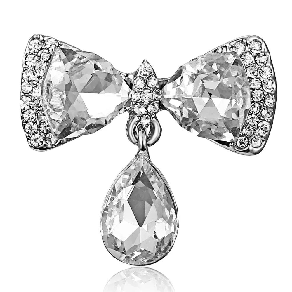 Broche à fleurs en cristal pour femmes, bleu profond, plante, Badge élégant, bijoux à la mode, broche pour fête de mariage, cadeaux de fête