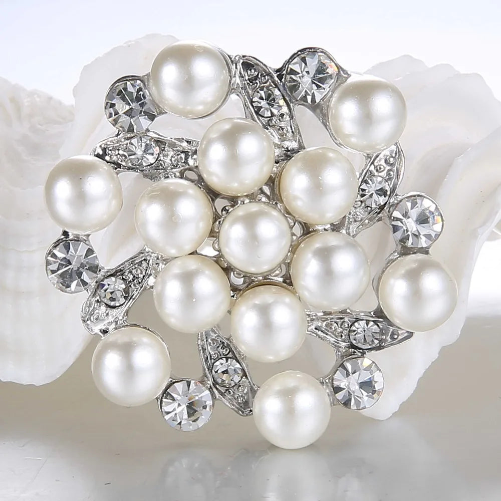 Broche à fleurs en cristal pour femmes, bleu profond, plante, Badge élégant, bijoux à la mode, broche pour fête de mariage, cadeaux de fête
