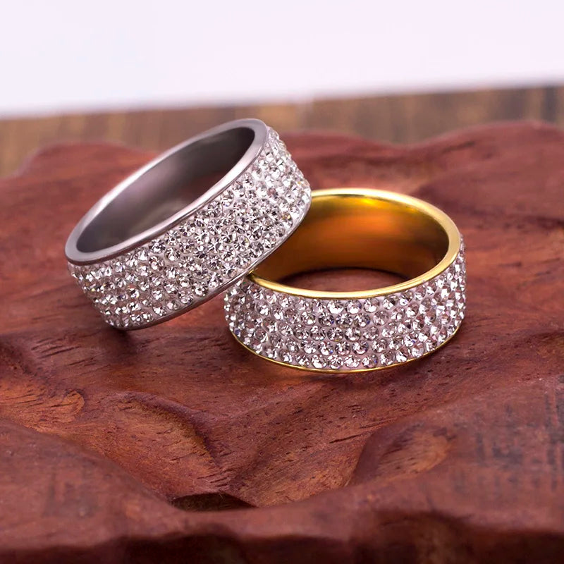 Acier inoxydable 5 rangées bague en cristal pour les femmes de mariage en acier inoxydable anneaux en cristal pour les femmes hommes dame
