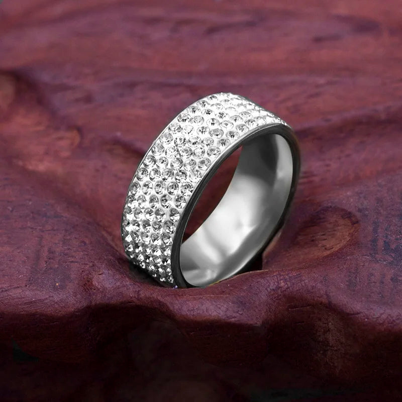 Acier inoxydable 5 rangées bague en cristal pour les femmes de mariage en acier inoxydable anneaux en cristal pour les femmes hommes dame