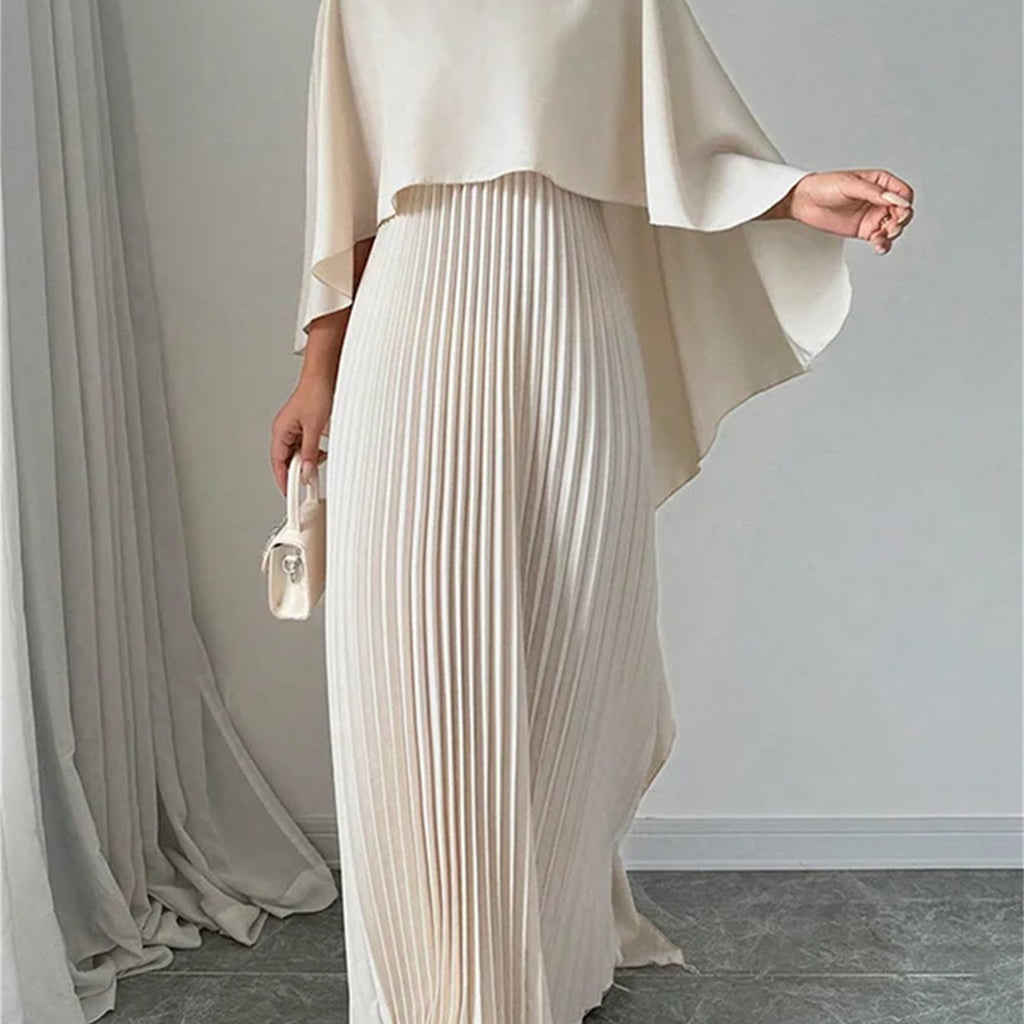 Élégante robe plissée de couleur unie