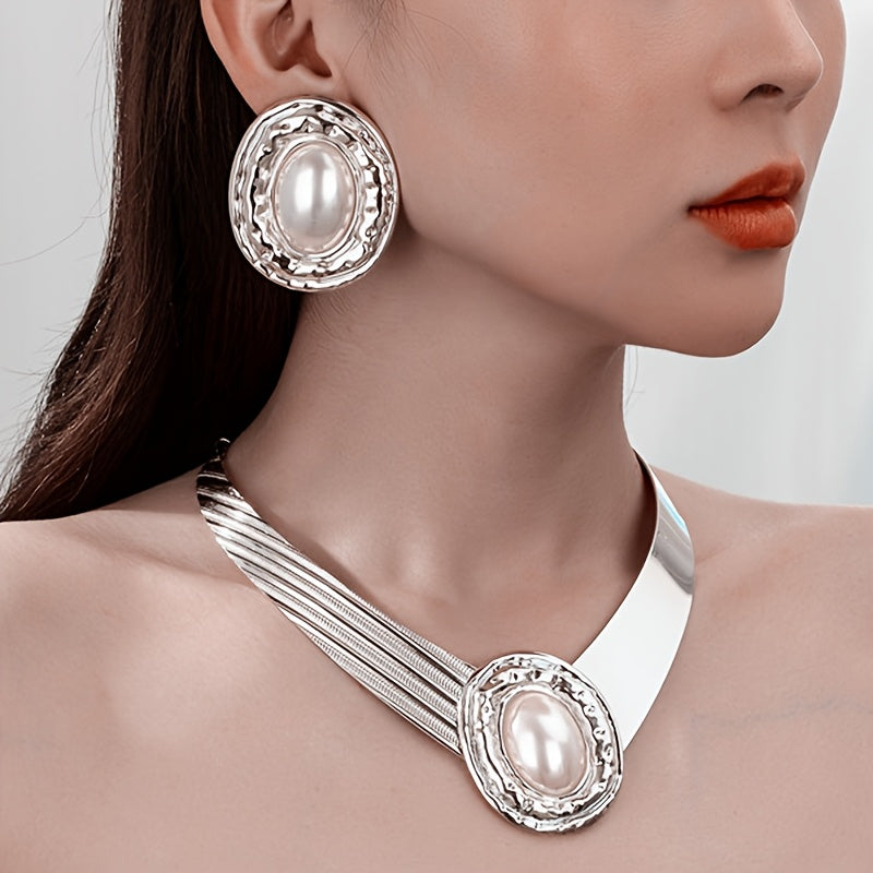 Un Ensemble Audacieux Et Tendance De Boucles D’Oreilles