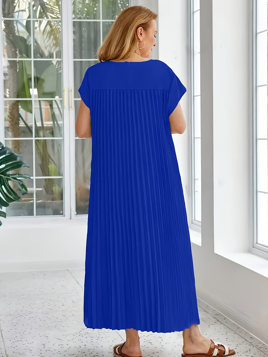 Robe longue plissée