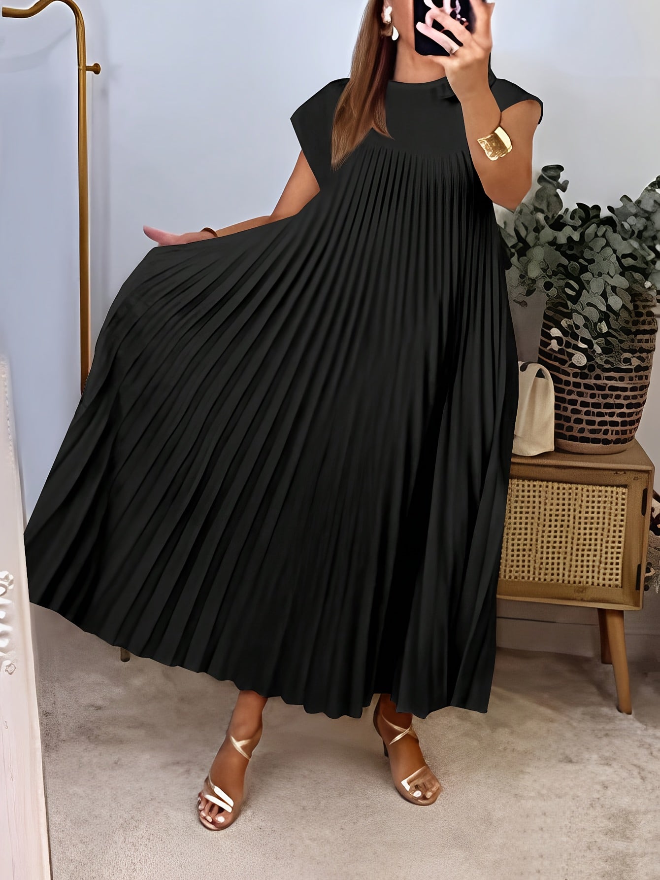 Robe longue plissée